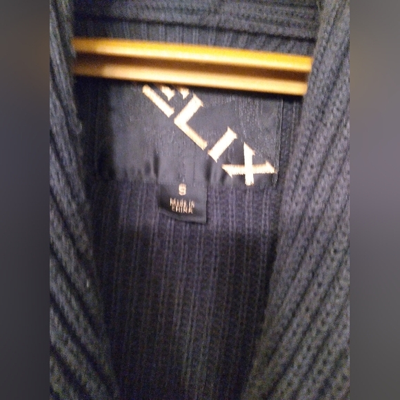 HELIX charcoal gray sweater - Picture 5 of 6